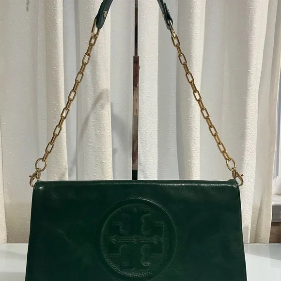TORY BURCH DARK GREEN CLUTCH WITH GOLD CHAIN - Picture 2 of 14